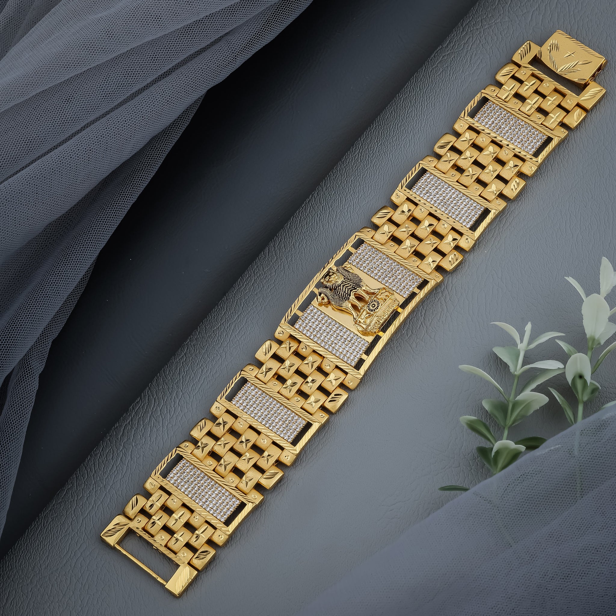 Lion Capital Patriotic Bracelet: Handcrafted Gold-Finish Jewelry