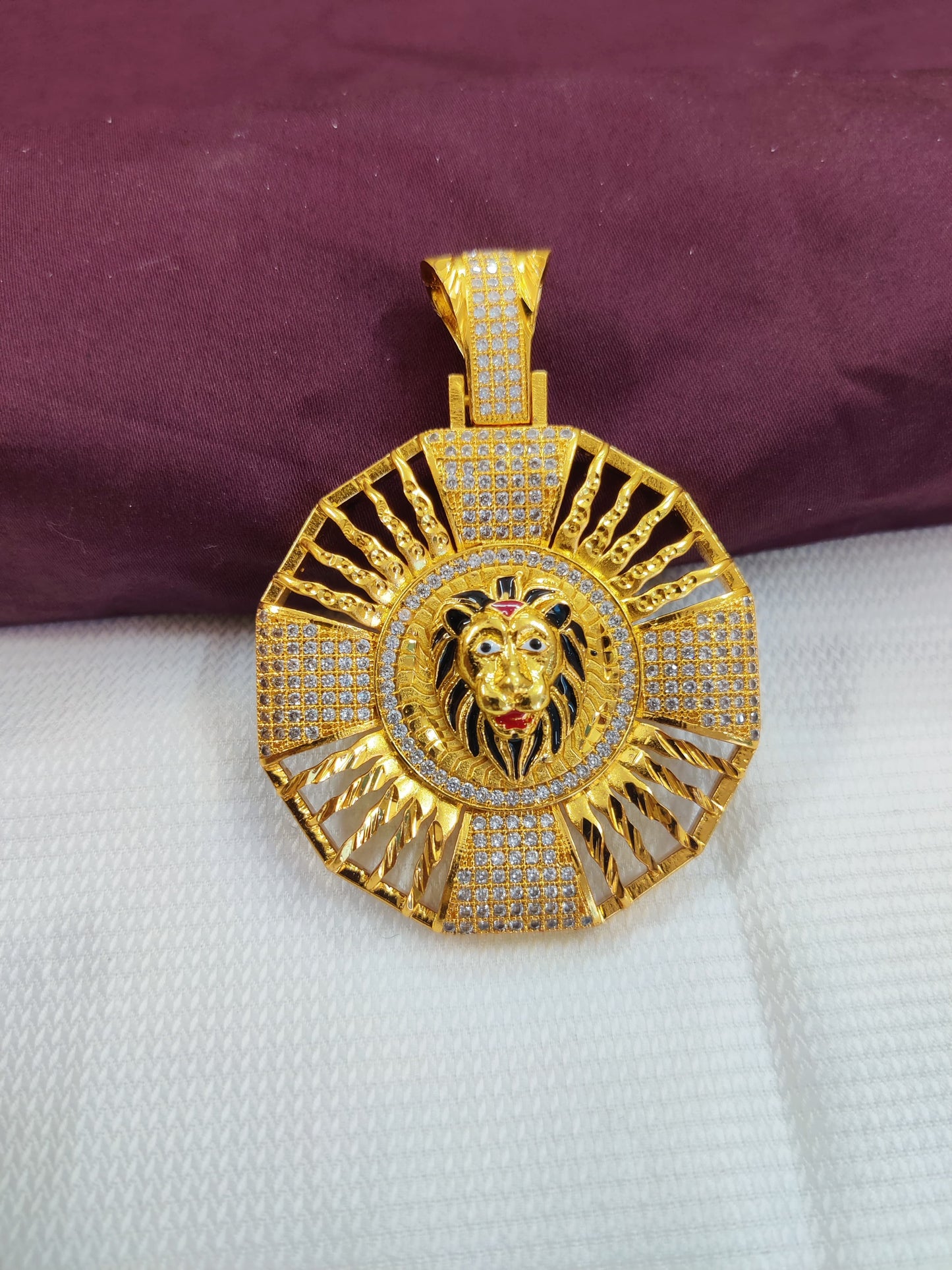 big pendan