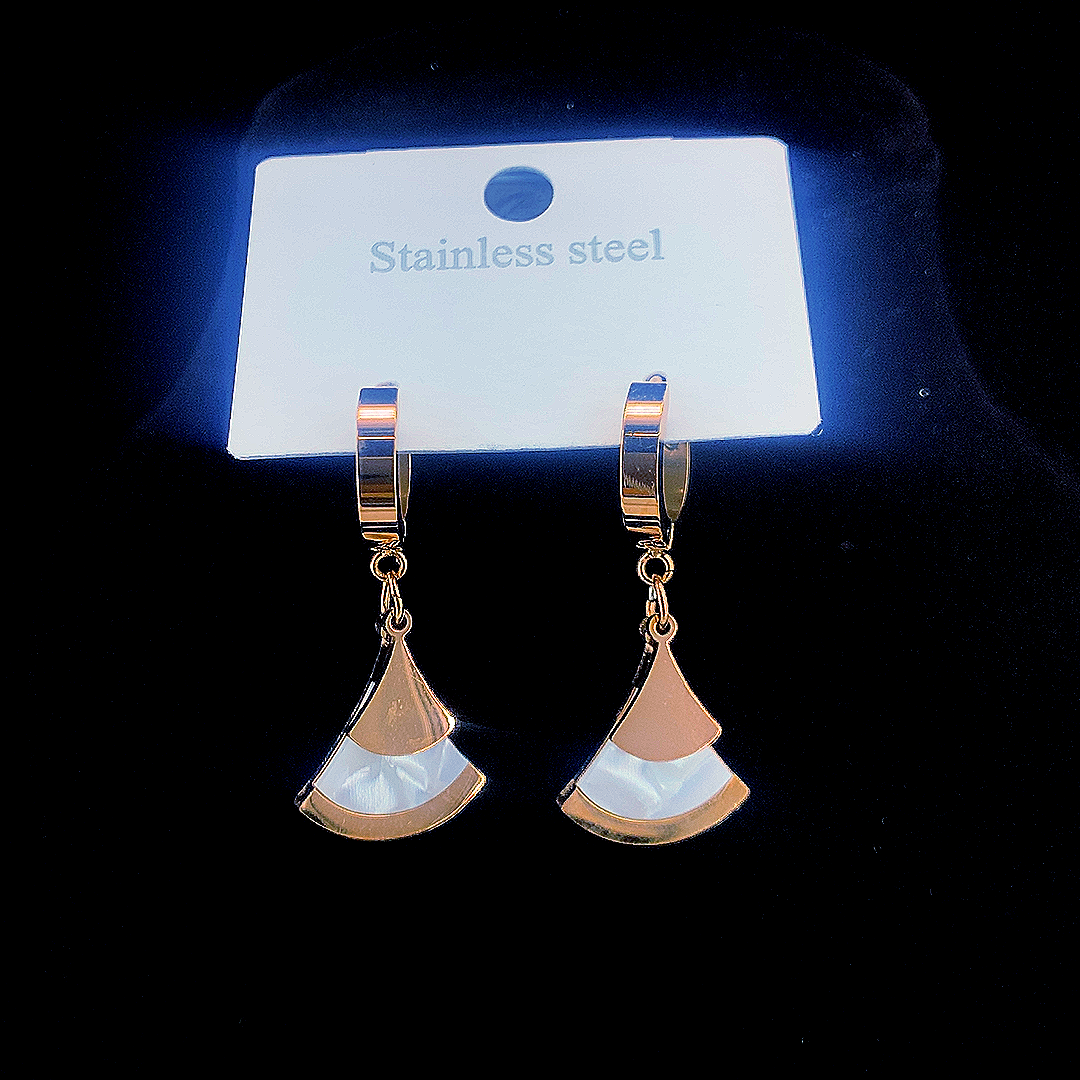 earing