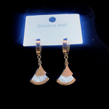 earing