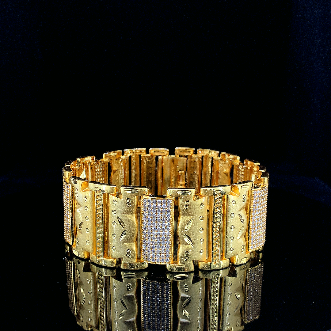 Elegant Geometric Gold-Finish Crystal Link Bracelet