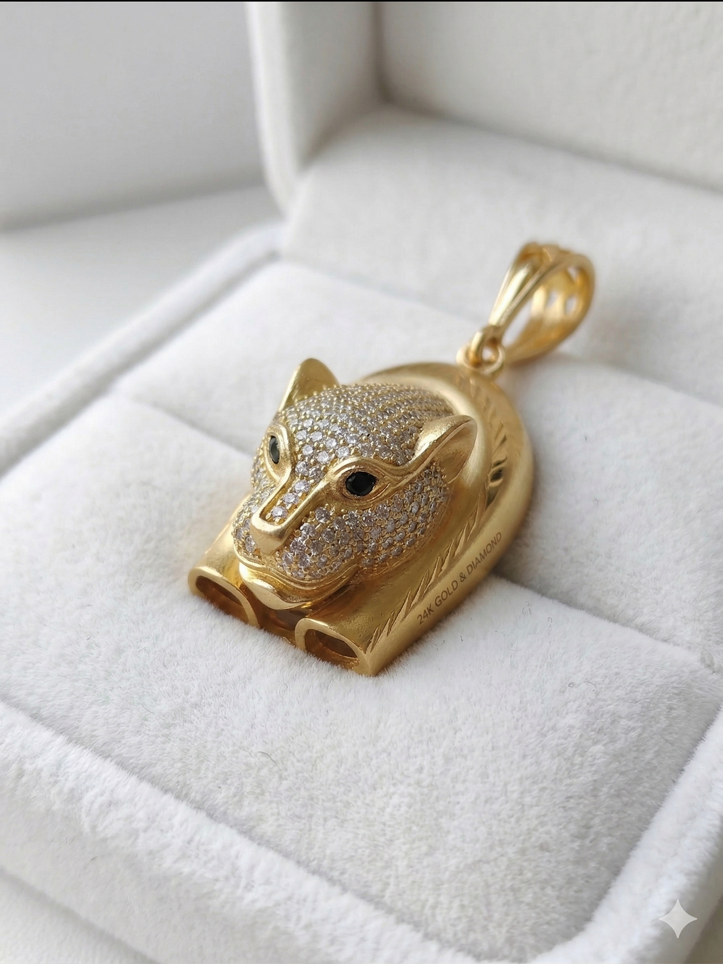 Stylish Jaguar Pendle for men