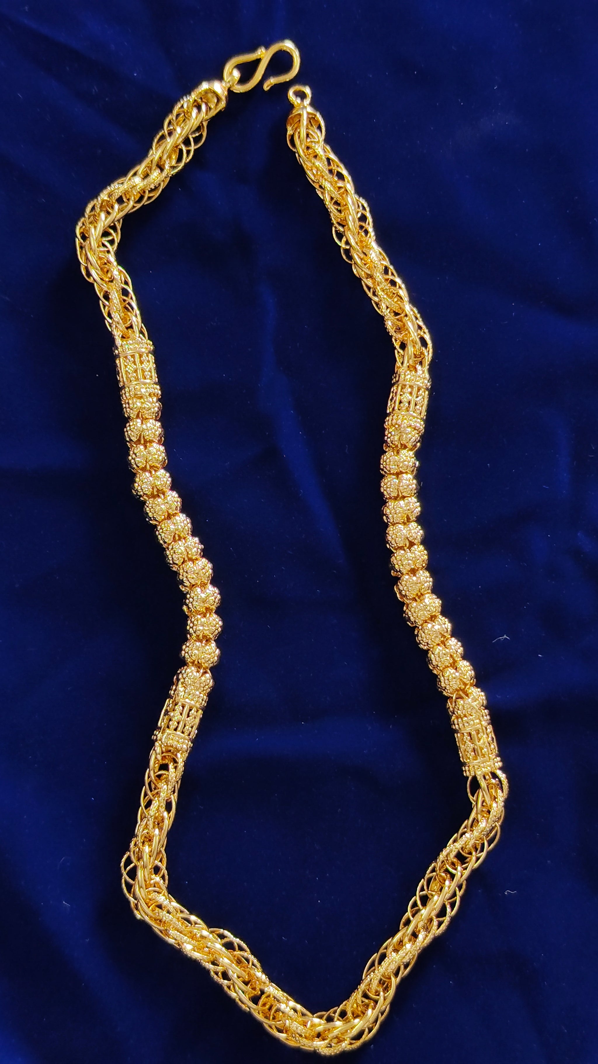Gold men chain