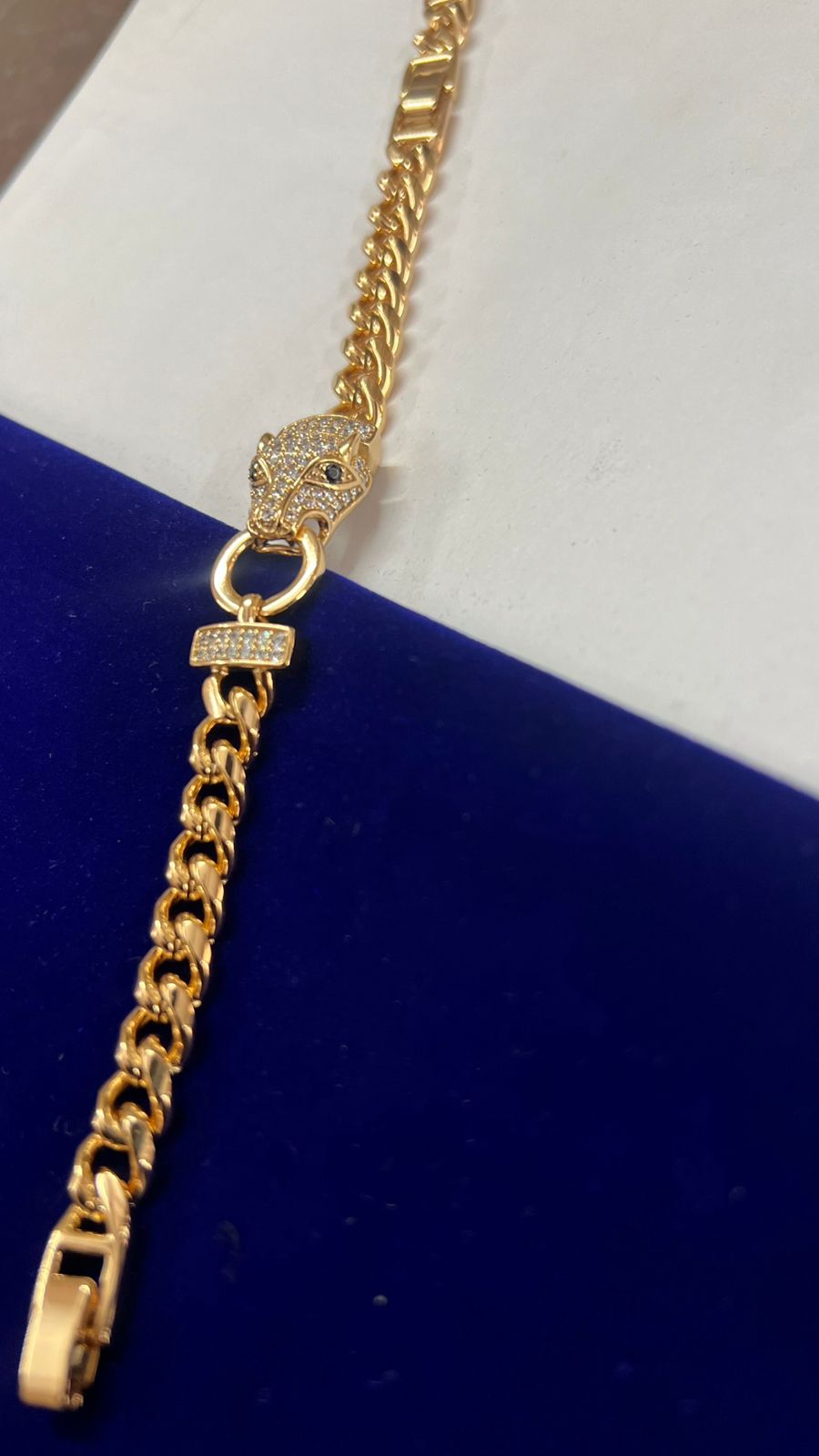 Bracelet