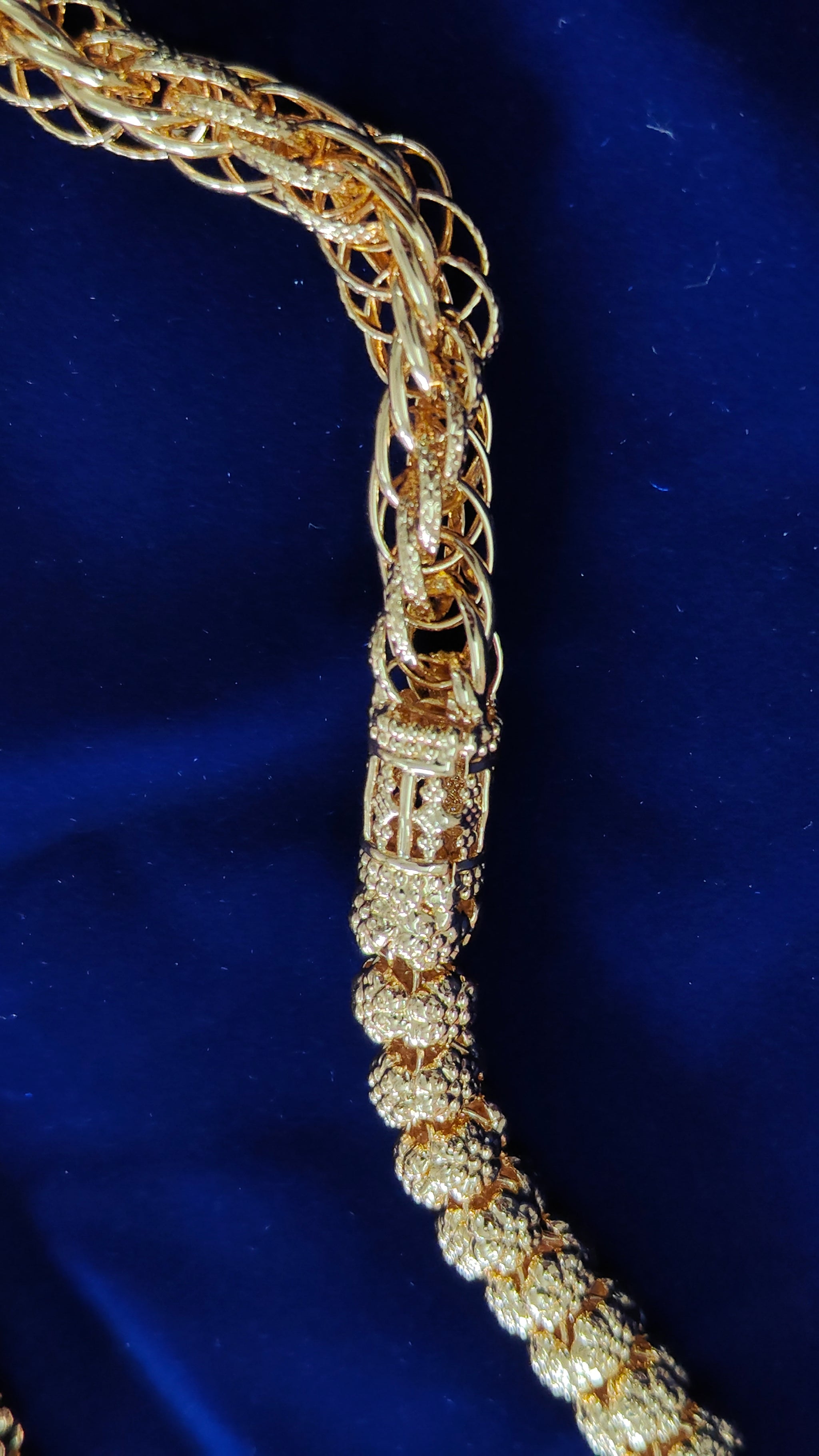Gold men chain