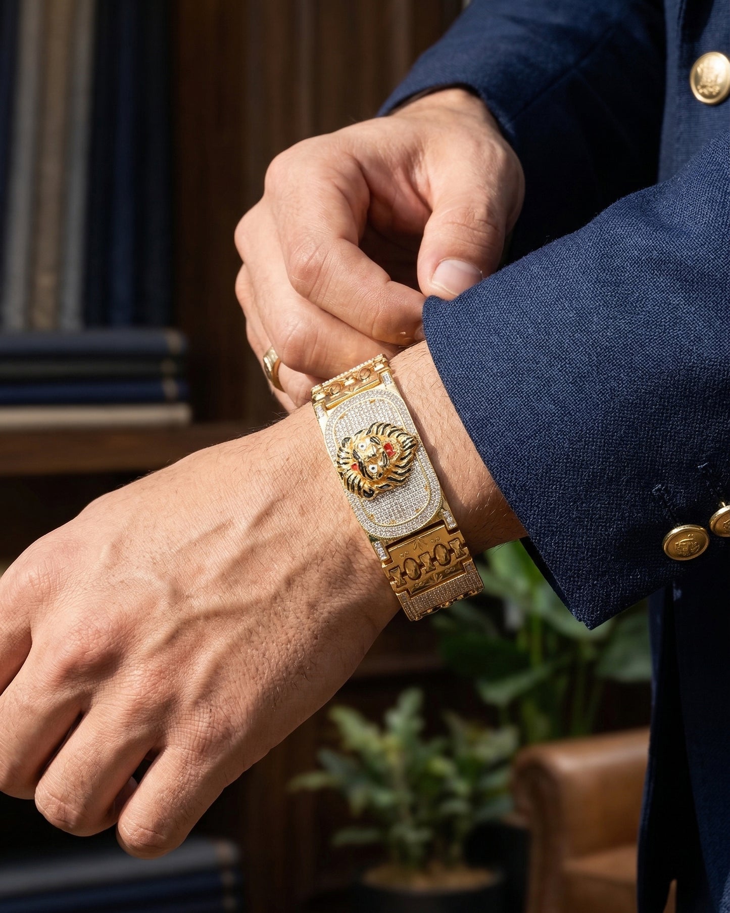 Majestic Lion Head Gold-Plated Men's Bracelet with Cubic Zirconia Accents