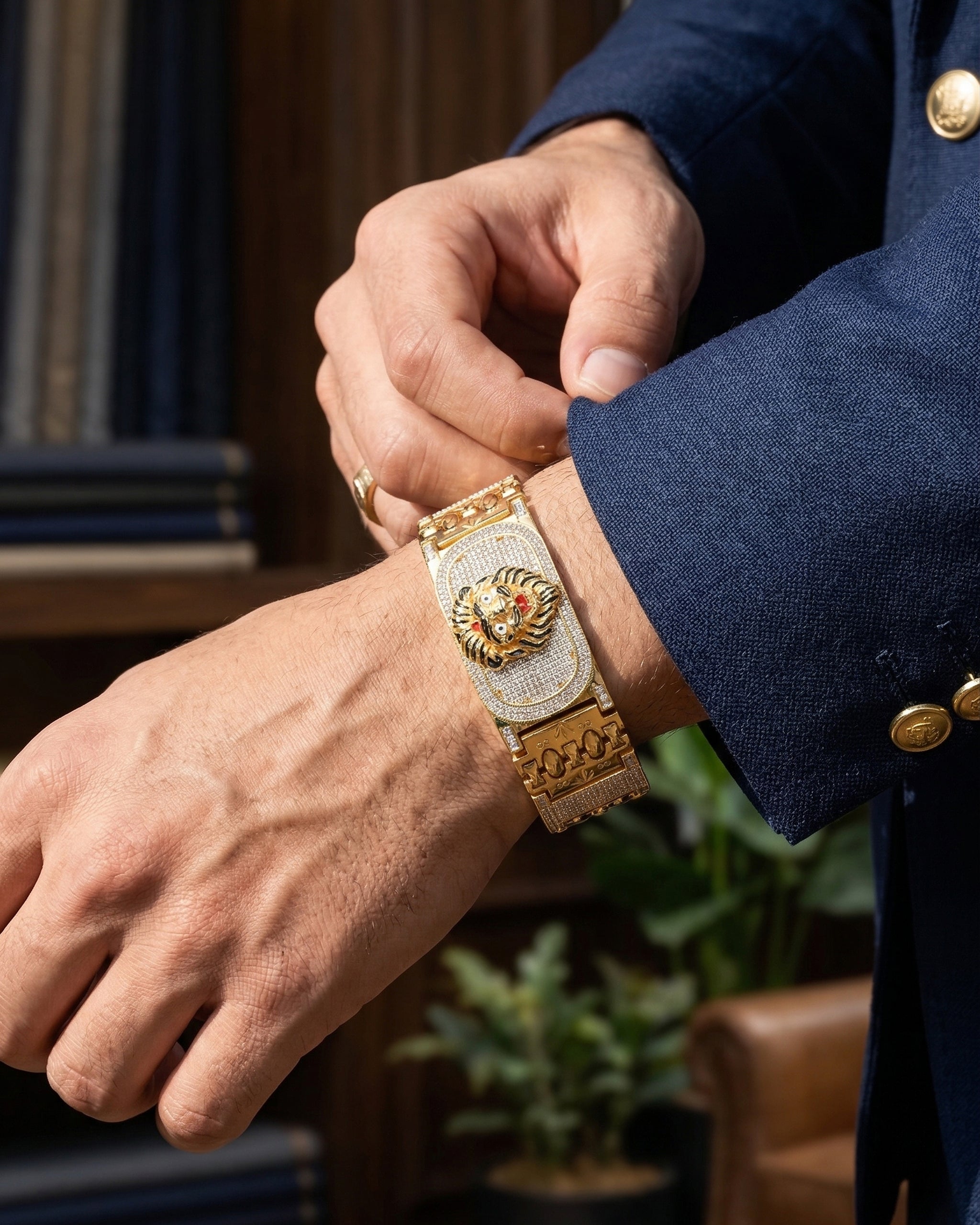 Majestic Lion Head Gold-Plated Men's Bracelet with Cubic Zirconia Accents