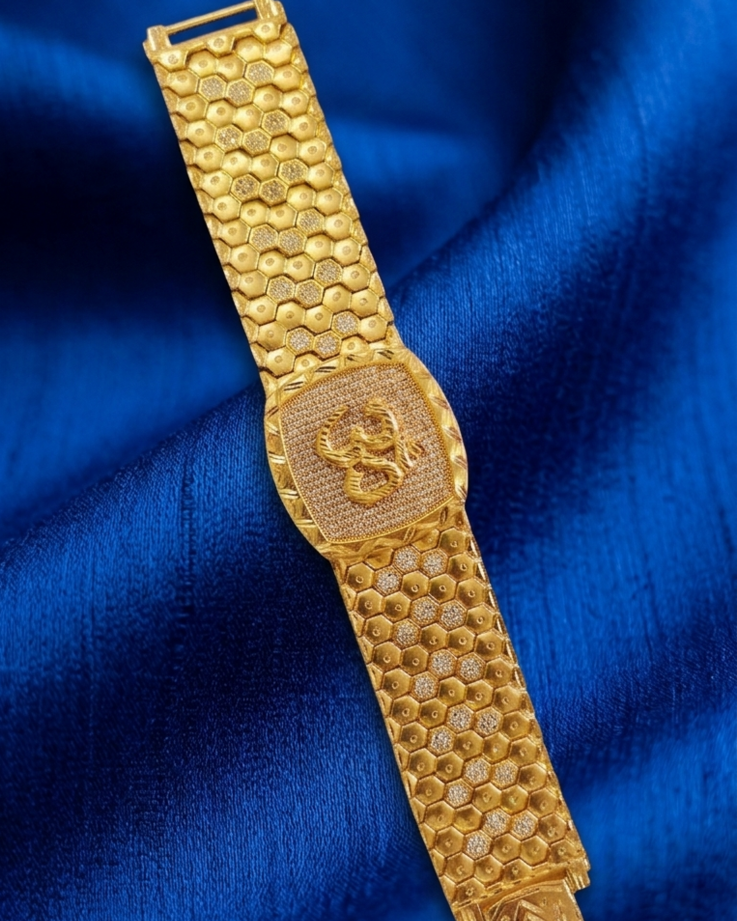 Gold plated bracelet